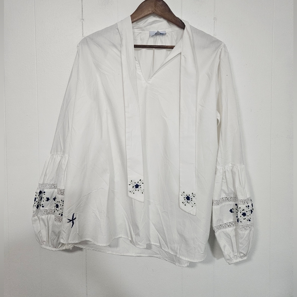Mi Golondrina Hand-embroidered Blouse - Picture 3 of 9